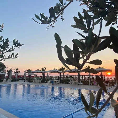 Royal Park 3* Qerret (Tirana)