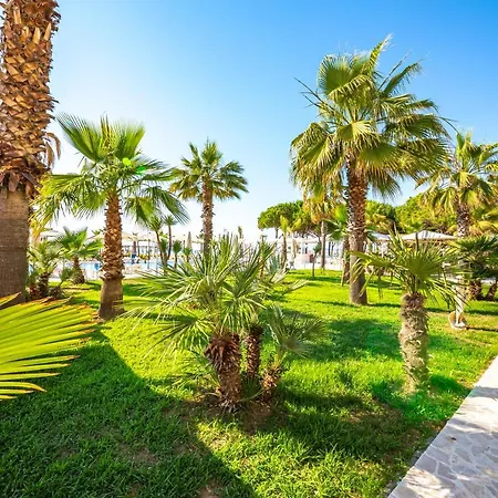 Royal Park Otel Qerret (Tirana)