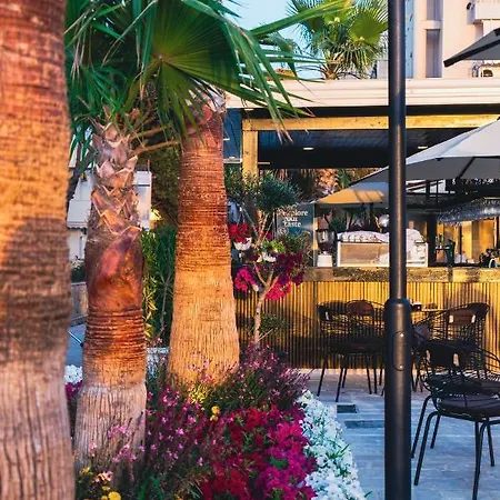Royal Park Otel Qerret (Tirana)